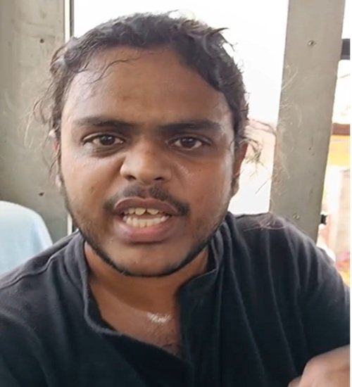 नेहा सिंह और प्रोफेसर माद्री के समर्थन में विरोध प्रदर्शन, पुलिस से झड़प में कई कार्यकर्ता हिरासत में