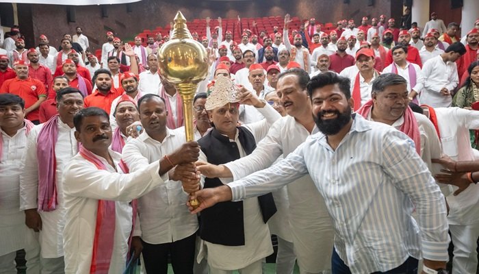 यूपी में समाजवादी बनाएंगे स्थान विशेष के लिए ‘लोकल मेनिफेस्टो’, अखिलेश ने की घोषणा