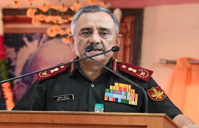गोरखपुर में CDS अनिल चौहान बोले- देश के लिए विचारधारा जरूरी, पड़ोसियों के साथ सीमा विवाद बड़ी चुनौती